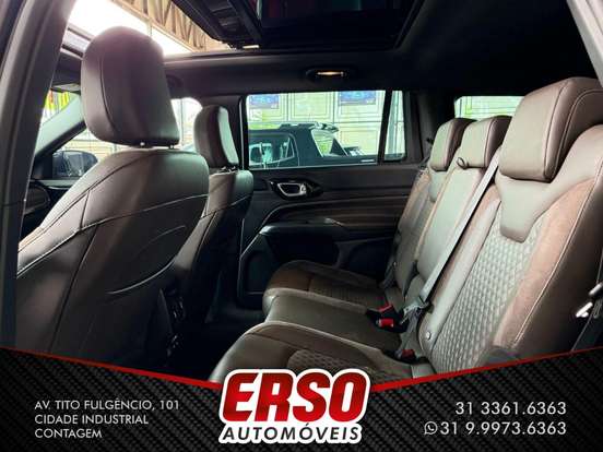JEEP-COMMANDER-2023