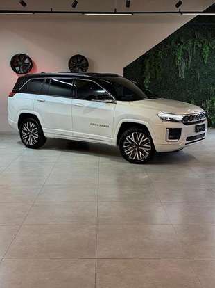 JEEP-COMMANDER-2025