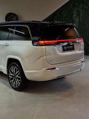 JEEP-COMMANDER-2025