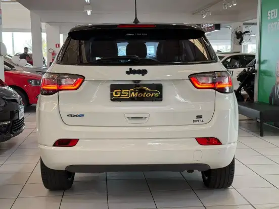 JEEP-COMPASS-2022