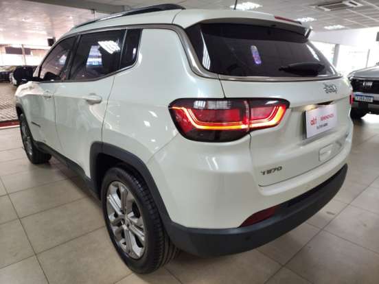 JEEP-COMPASS-2022
