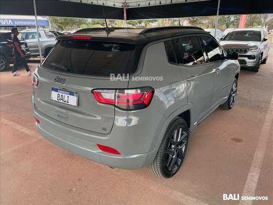 JEEP-COMPASS-2024