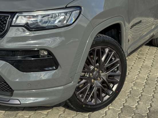 JEEP-COMPASS-2021