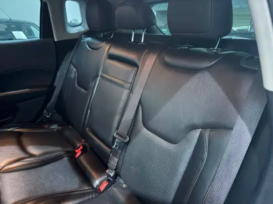 JEEP-COMPASS-2.0 16V DIESEL LIMITED 4X4 AUTOMÁTICO JEEP-COMPASS-2020