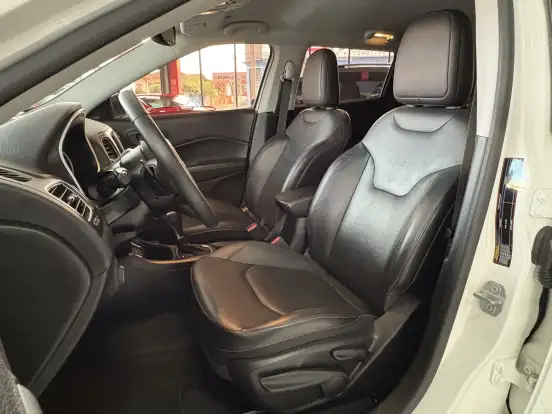 JEEP-COMPASS-2.0 16V FLEX LONGITUDE AUTOMÁTICO JEEP-COMPASS-2020