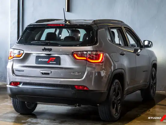 JEEP-COMPASS-2.0 16V FLEX LONGITUDE AUTOMÁTICO JEEP-COMPASS-2020
