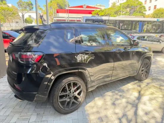 JEEP-COMPASS-2.0 HURRICANE 4 TURBO GASOLINA BLACKHAWK AT9 JEEP-COMPASS-2025