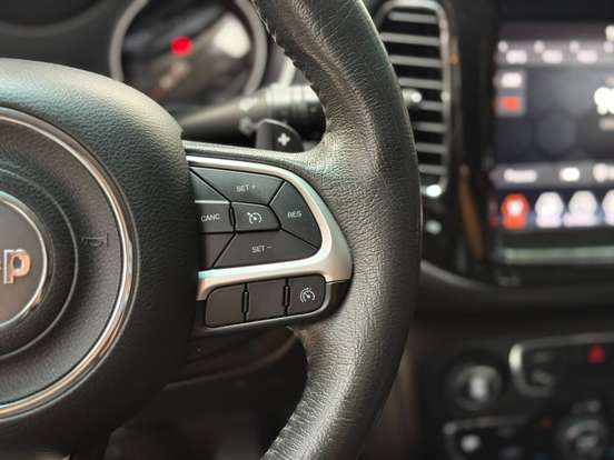 JEEP-COMPASS-2.0 16V DIESEL LIMITED 4X4 AUTOMÁTICO JEEP-COMPASS-2018