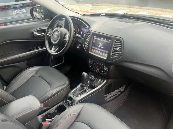 JEEP-COMPASS-2.0 16V DIESEL LONGITUDE 4X4 AUTOMÁTICO JEEP-COMPASS-2021