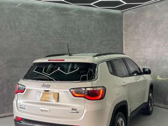 JEEP-COMPASS-2.0 16V DIESEL LONGITUDE 4X4 AUTOMÁTICO JEEP-COMPASS-2019