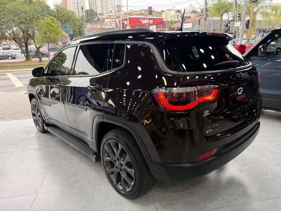 JEEP-COMPASS-2.0 16V DIESEL S 4X4 AUTOMÁTICO JEEP-COMPASS-2020