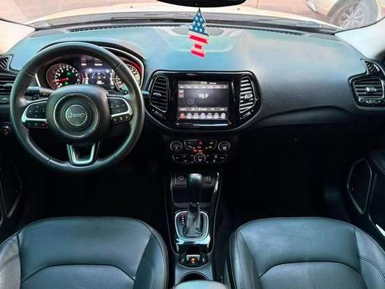 JEEP-COMPASS-2.0 16V FLEX LIMITED AUTOMÁTICO JEEP-COMPASS-2021