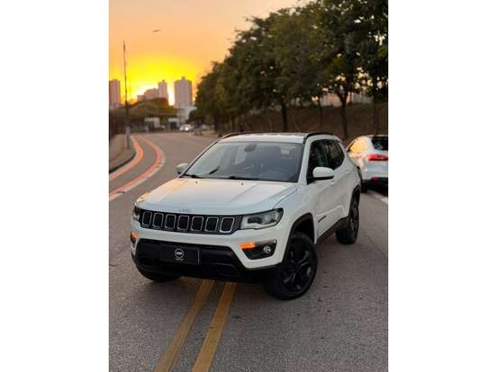 JEEP-COMPASS-2.0 16V FLEX LONGITUDE AUTOMÁTICO JEEP-COMPASS-2017