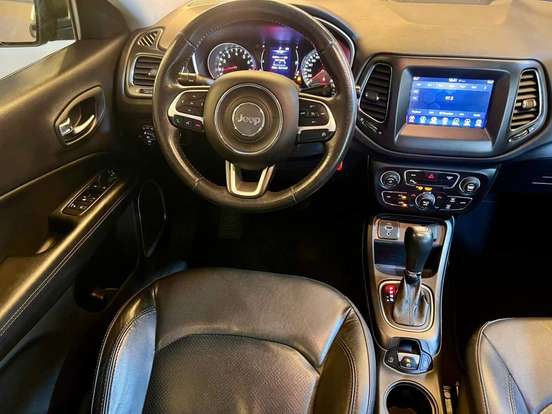 JEEP-COMPASS-2.0 16V FLEX SPORT AUTOMÁTICO JEEP-COMPASS-2018