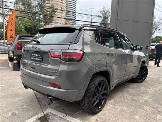 JEEP-COMPASS-2.0 HURRICANE 4 TURBO GASOLINA BLACKHAWK AT9 JEEP-COMPASS-2025