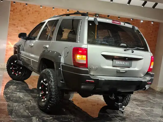 JEEP-GRAND CHEROKEE-4.0 LAREDO 4X4 6I 12V GASOLINA 4P AUTOMÁTICO JEEP-GRAND CHEROKEE-2000