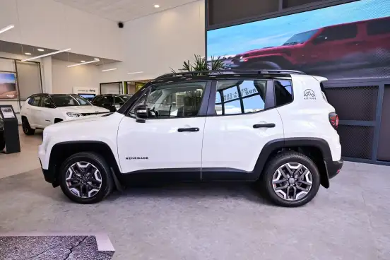 JEEP-RENEGADE-2024