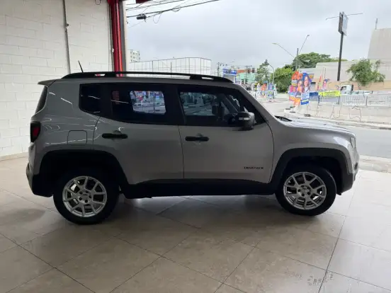 JEEP-RENEGADE-2021