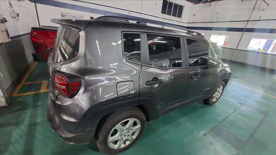 JEEP-RENEGADE-2024