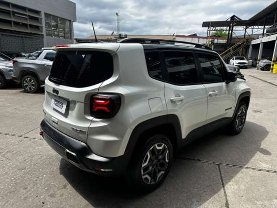 JEEP-RENEGADE-2022