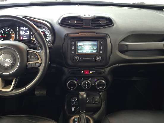 JEEP-RENEGADE-2.0 16V TURBO DIESEL LONGITUDE 4P 4X4 AUTOMÁTICO JEEP-RENEGADE-2015