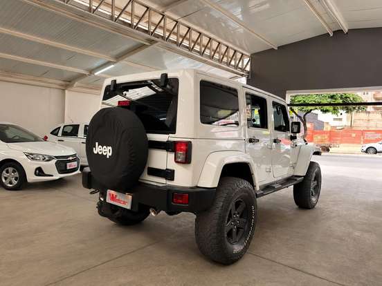JEEP-WRANGLER-2014