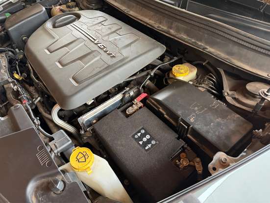 JEEP-CHEROKEE-3.2 LIMITED 4X4 V6 24V GASOLINA 4P AUTOMÁTICO JEEP-CHEROKEE-2015