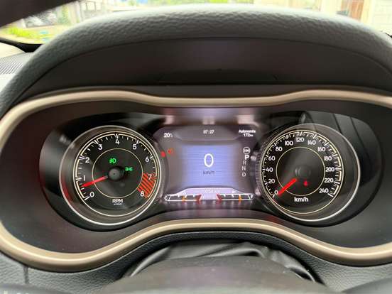 JEEP-CHEROKEE-3.2 LIMITED 4X4 V6 24V GASOLINA 4P AUTOMÁTICO JEEP-CHEROKEE-2015