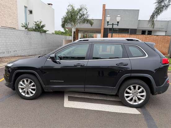 JEEP-CHEROKEE-3.2 LIMITED 4X4 V6 24V GASOLINA 4P AUTOMÁTICO JEEP-CHEROKEE-2015