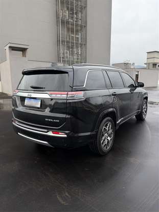 JEEP-COMMANDER-2022