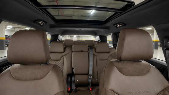 JEEP-COMMANDER-2025
