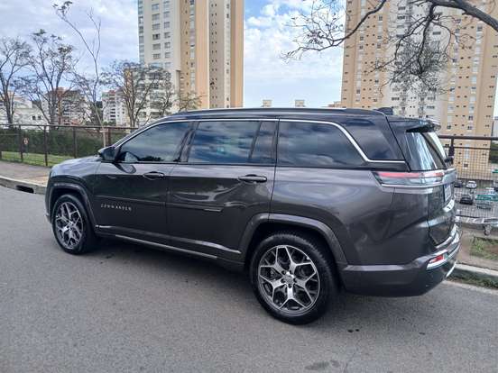 JEEP-COMMANDER-1.3 T270 TURBO FLEX OVERLAND AT6 JEEP-COMMANDER-2024