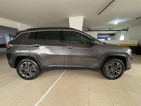 JEEP-COMPASS-2022