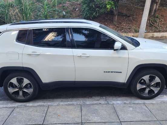 JEEP-COMPASS-2.0 16V FLEX LONGITUDE AUTOMÁTICO JEEP-COMPASS-2017