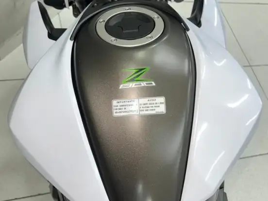 KAWASAKI-Z800 KAWASAKI-Z800-2015