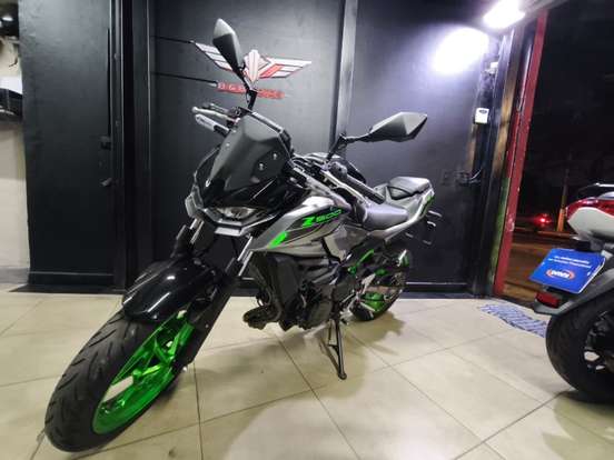 KAWASAKI-Z500 SE-2025