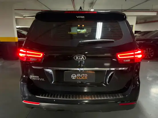 KIA-CARNIVAL-2019
