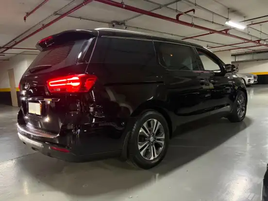 KIA-CARNIVAL-2019