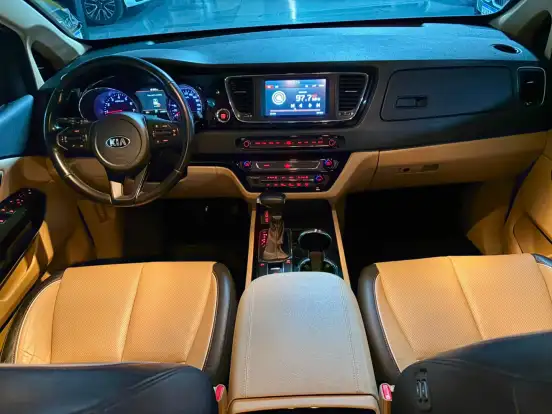 KIA-CARNIVAL-3.3 EX V6 24V GASOLINA 4P AUTOMATICO KIA-CARNIVAL-2019