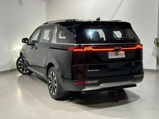 KIA-CARNIVAL-2021