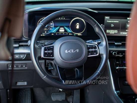 KIA-CARNIVAL-2021