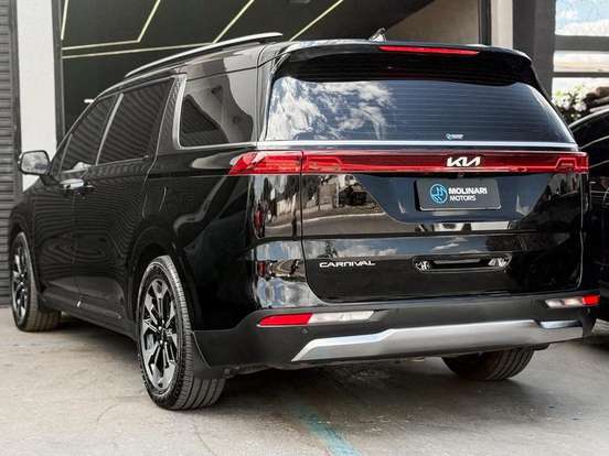 KIA-CARNIVAL-2022