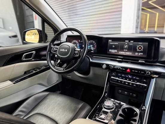 KIA-CARNIVAL-2022