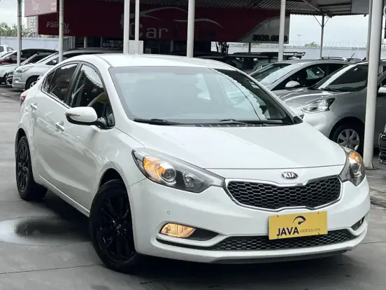 KIA-CERATO-1.6 SX 16V FLEX 4P AUTOMÁTICO KIA-CERATO-2014