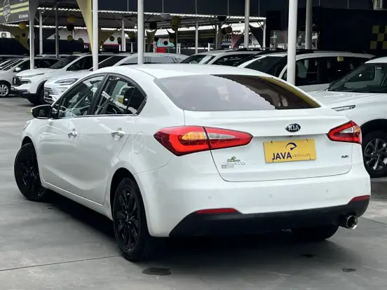 KIA-CERATO-1.6 SX 16V FLEX 4P AUTOMÁTICO KIA-CERATO-2014