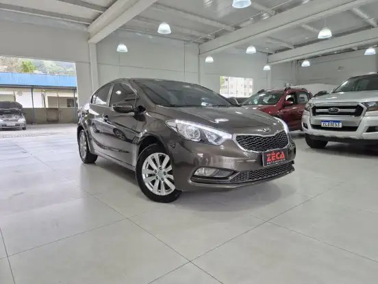 KIA-CERATO-1.6 SX 16V FLEX 4P AUTOMÁTICO KIA-CERATO-2014