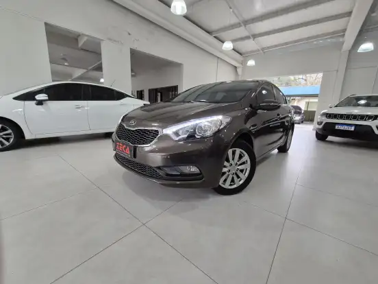KIA-CERATO-1.6 SX 16V FLEX 4P AUTOMÁTICO KIA-CERATO-2014