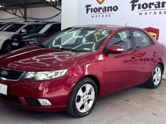 KIA-CERATO-1.6 EX SEDAN 16V GASOLINA 4P AUTOMÁTICO KIA-CERATO-2009