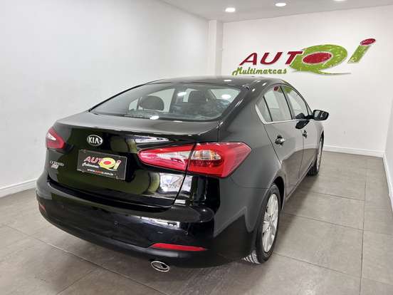 KIA-CERATO-1.6 SX 16V FLEX 4P AUTOMÁTICO KIA-CERATO-2015