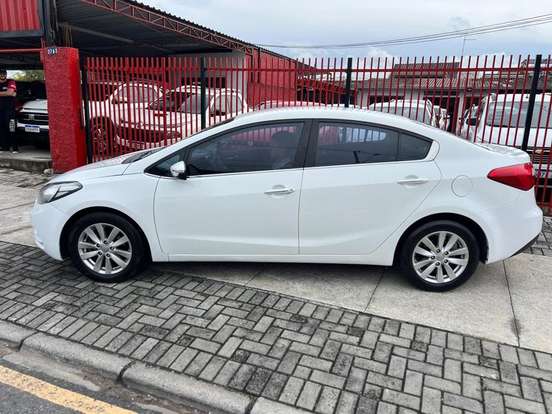 KIA-CERATO-2013